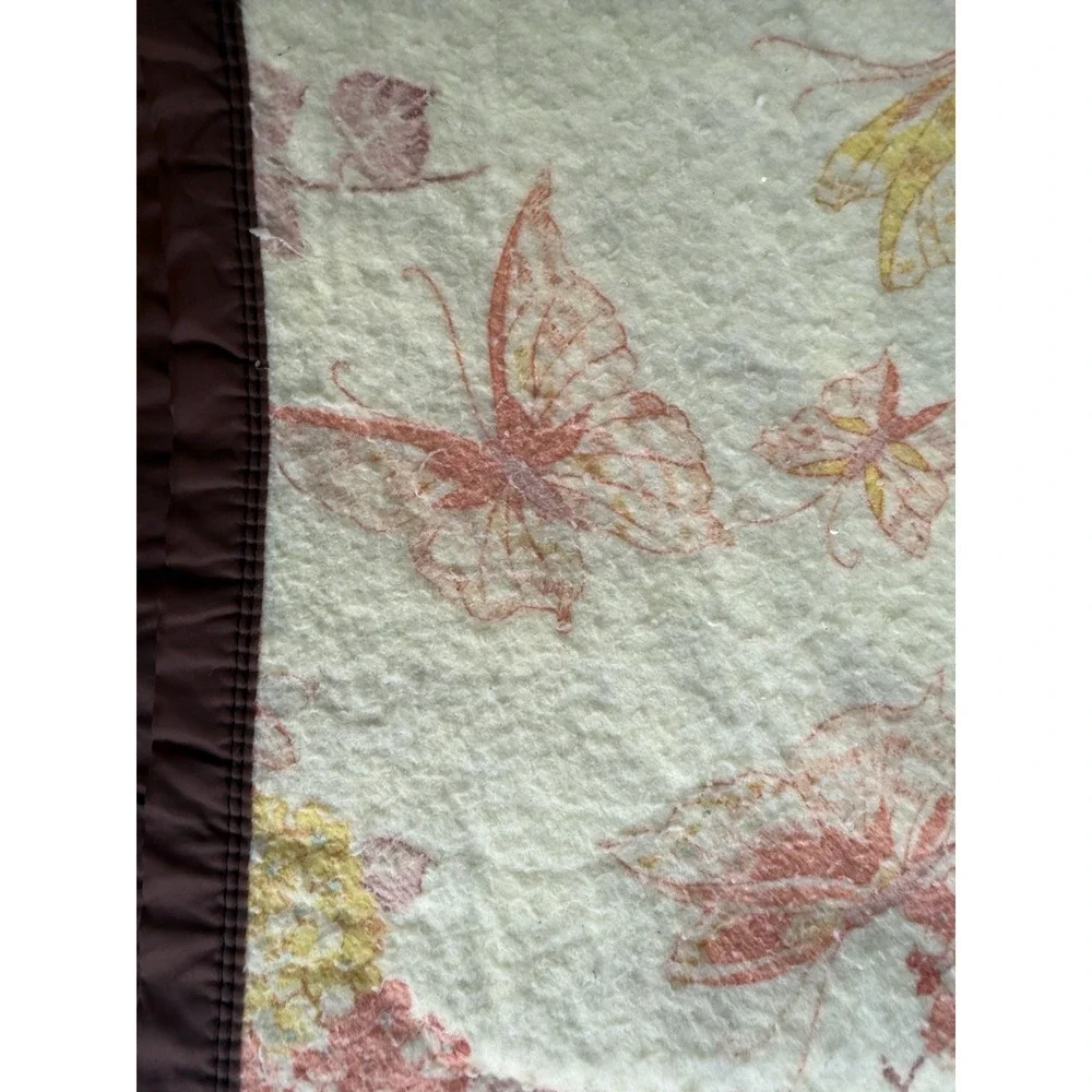 Vintage 70's MCM Butterfly Floral Acrylic Blanket 88